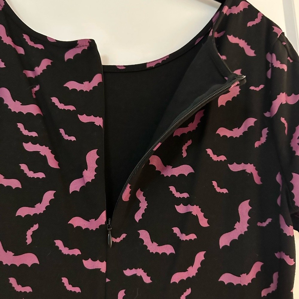 Unique Vintage Black Midi Dress with Pink Pattern - Picture 4 of 5